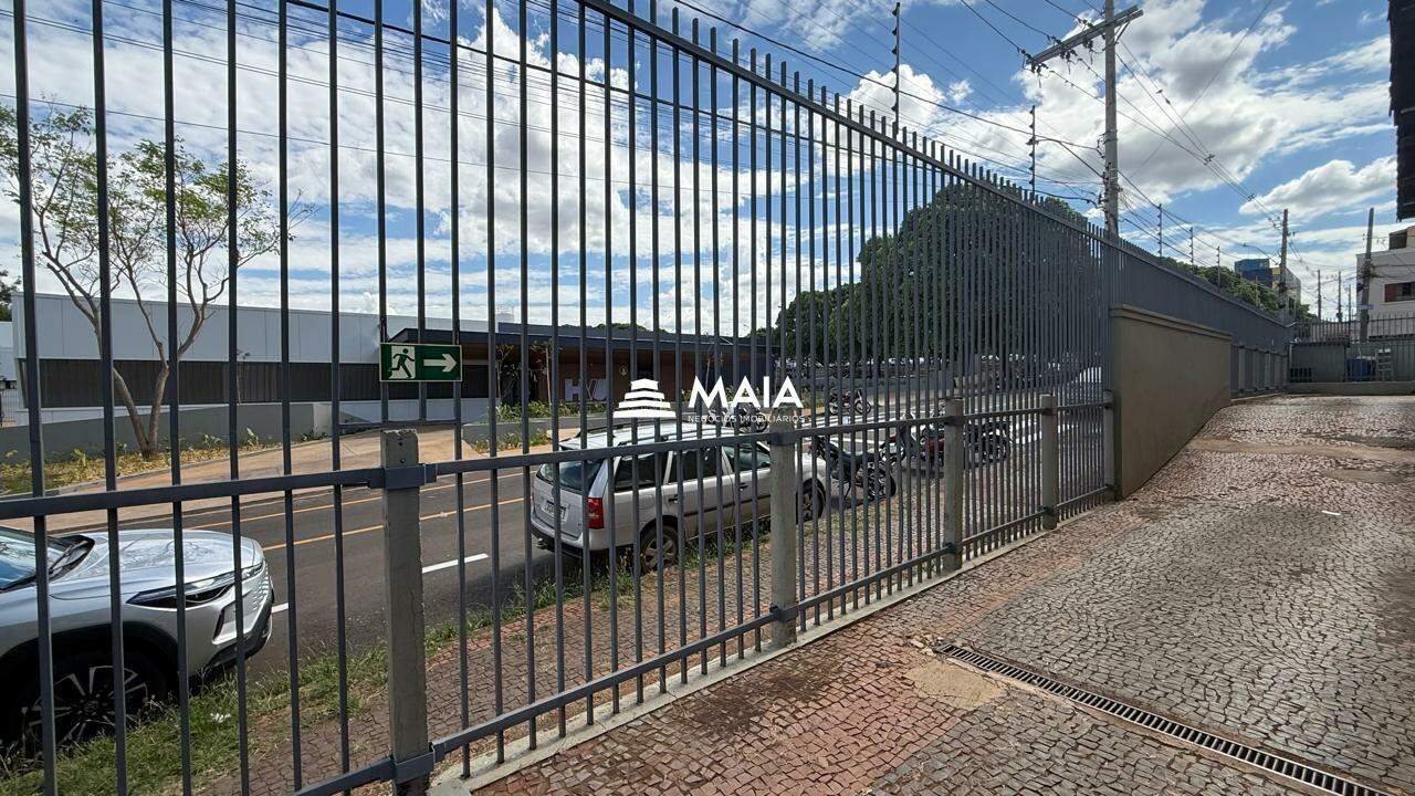 Apartamento à venda no Universitário: 