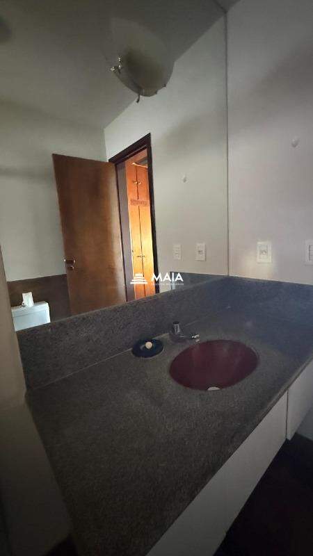 Apartamento à venda no Universitário: 