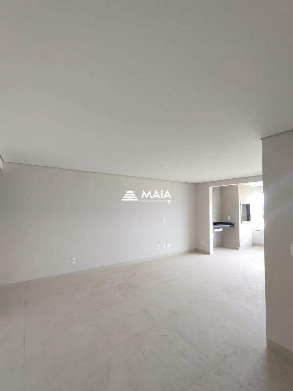 Apartamento à venda no Santa Maria