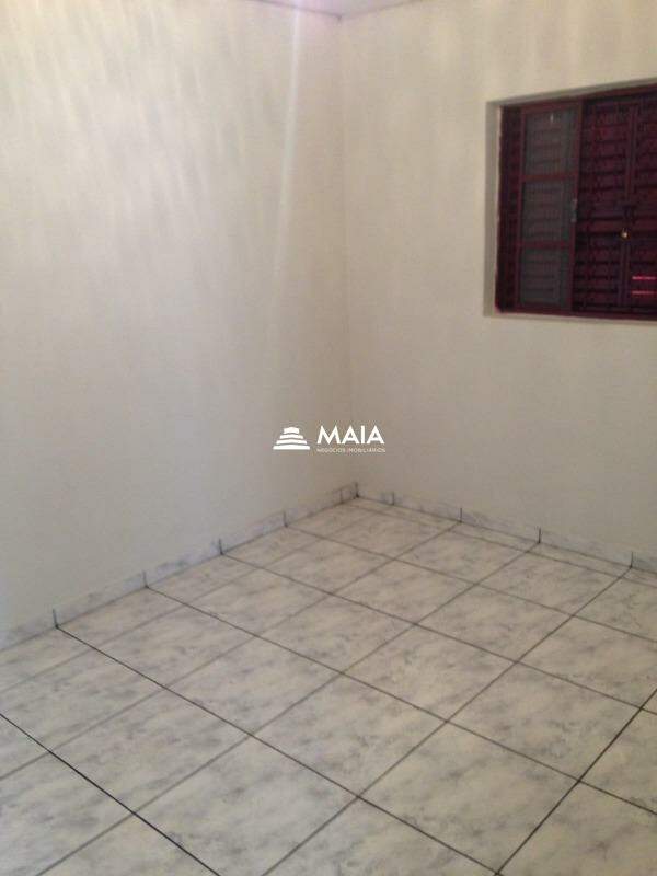Casa para aluguel no Santa Maria: 