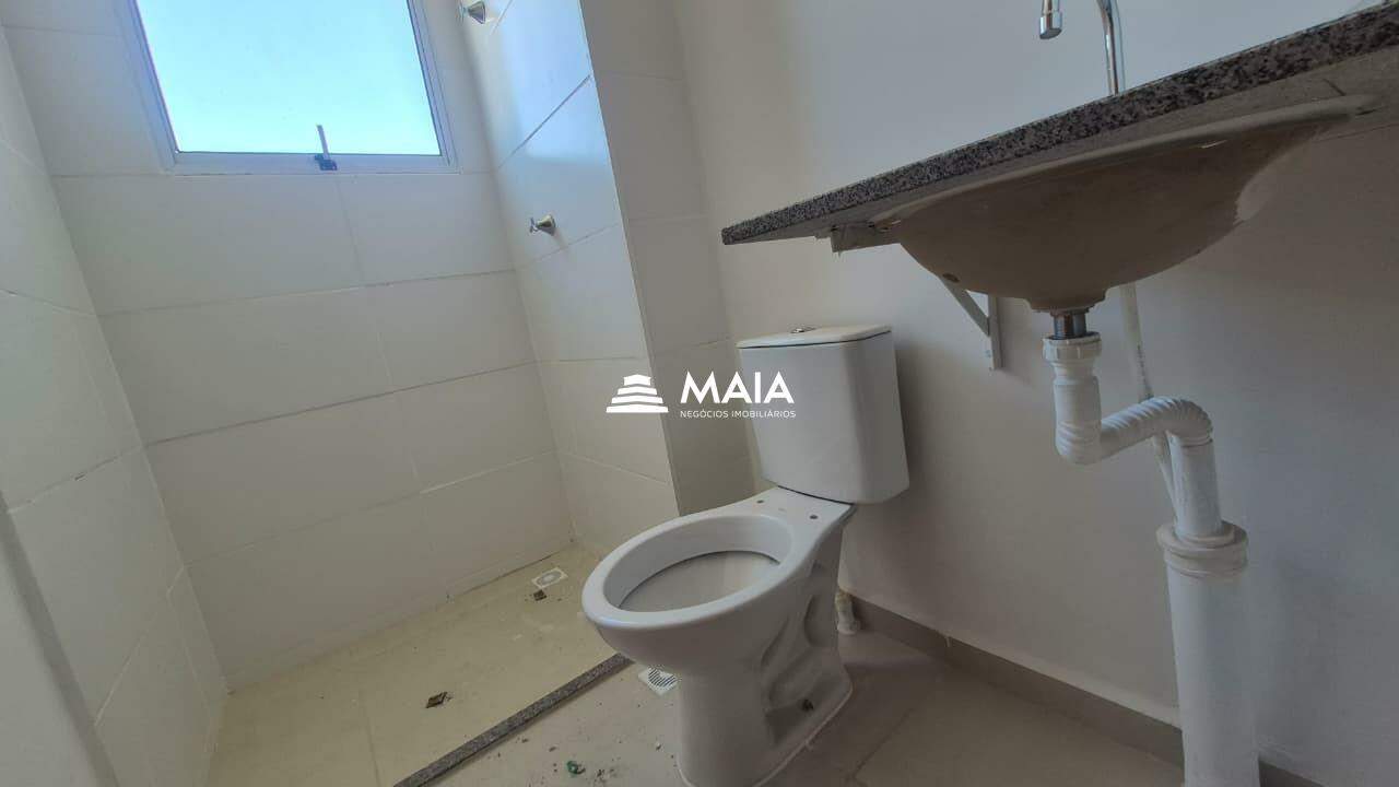 Apartamento à venda no Jardim do Lago: 