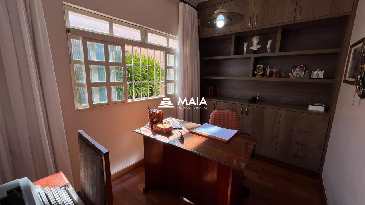 Casa à venda no Vila Olímpica: 