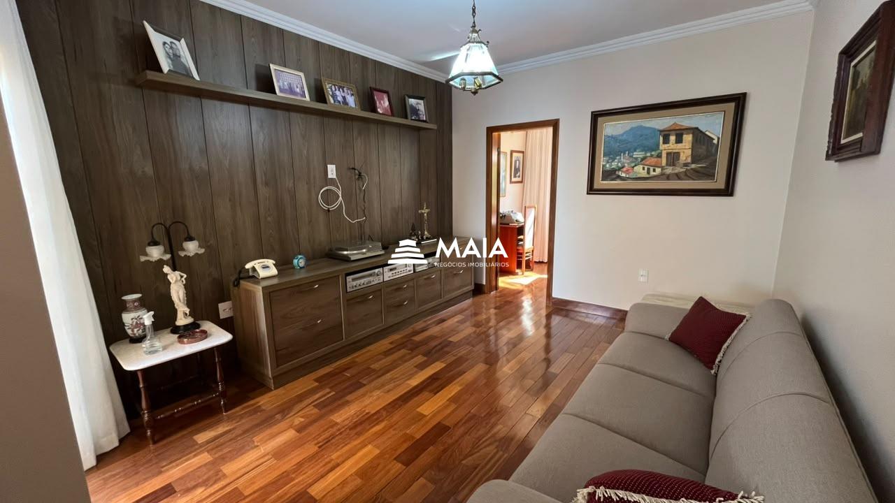 Casa à venda no Vila Olímpica: 