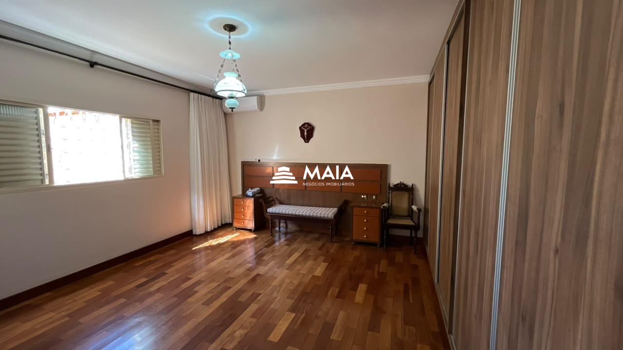 Casa à venda no Vila Olímpica: 
