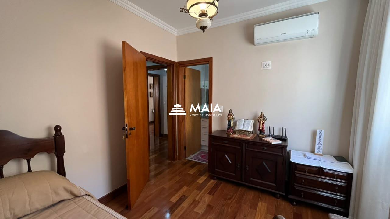 Casa à venda no Vila Olímpica: 