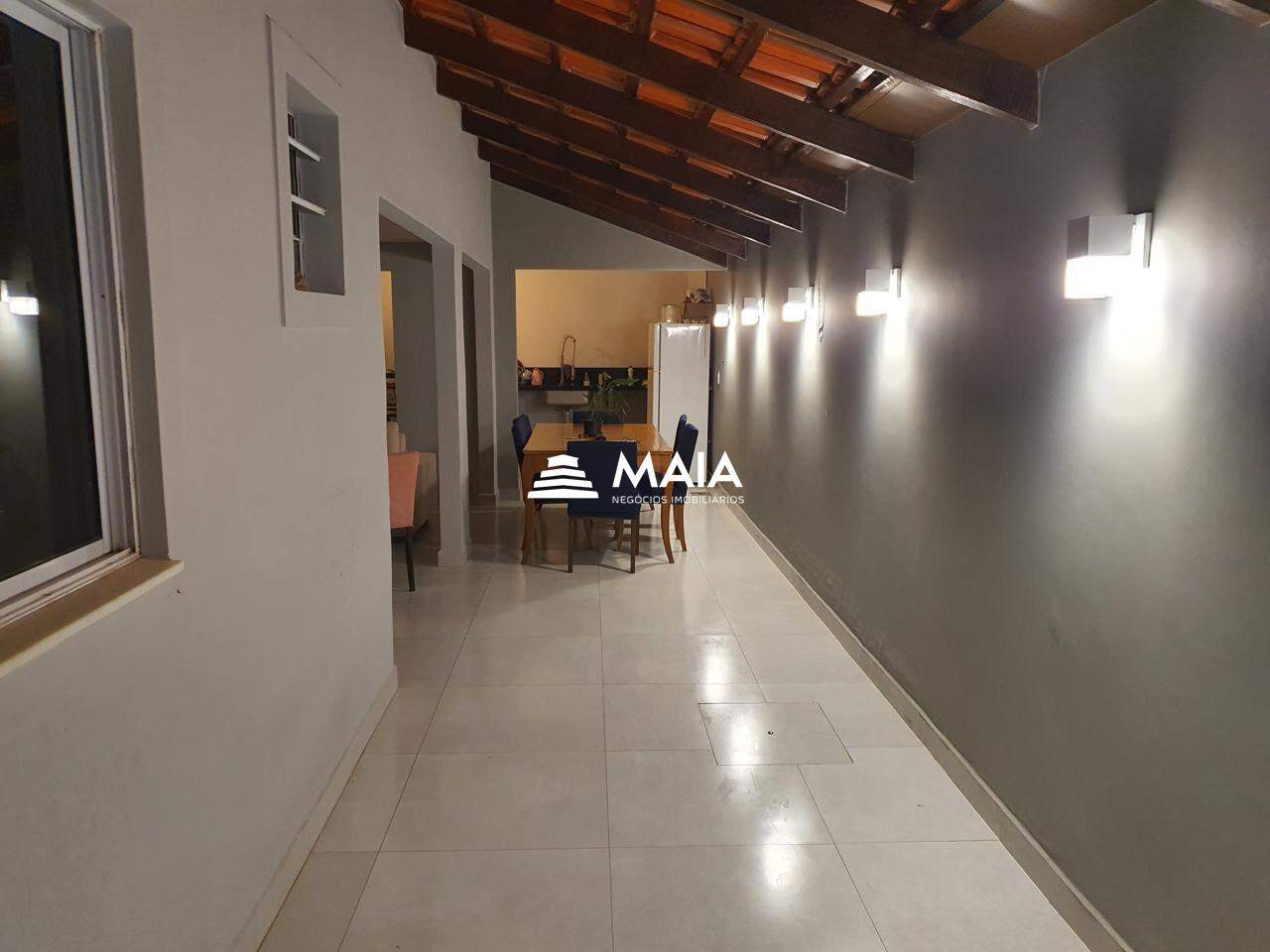 Casa à venda no Portal Beija Flor: 