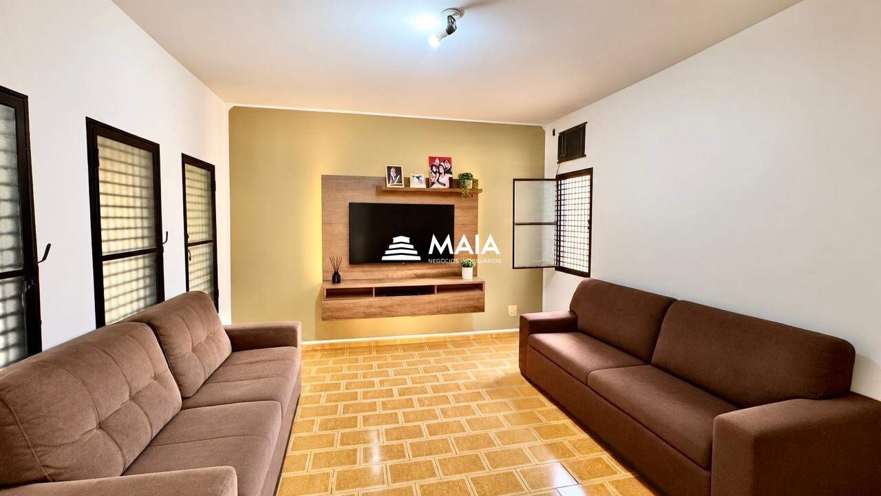 Casa à venda no bairro Jardim São Bento
