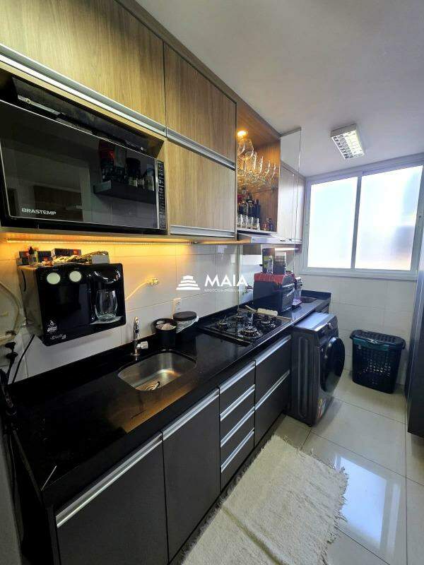 Apartamento à venda no bairro Jardim do Lago 
