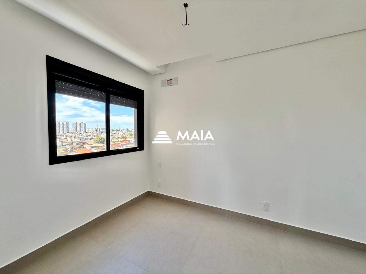 Apartamento à venda no Parque do Mirante: 
