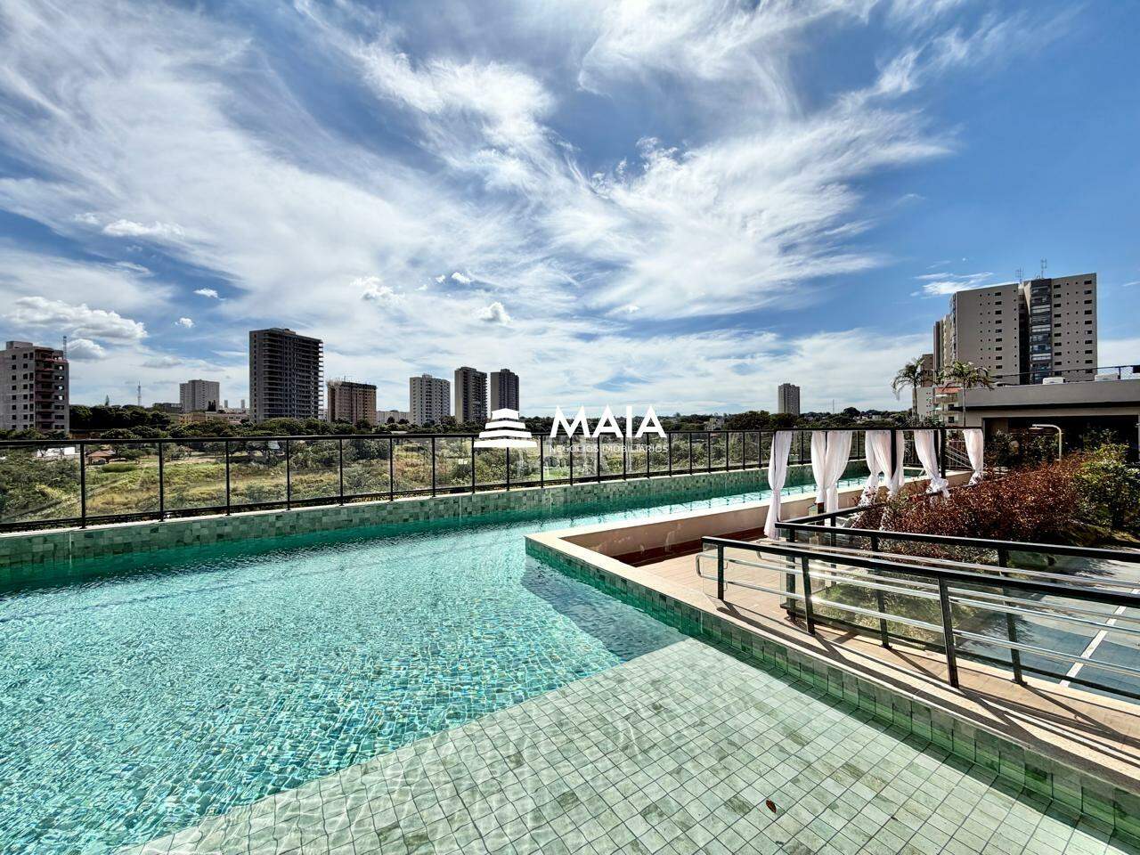 Apartamento à venda no Parque do Mirante: 