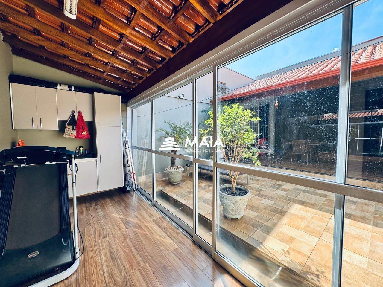 Casa à venda no Lourdes: 