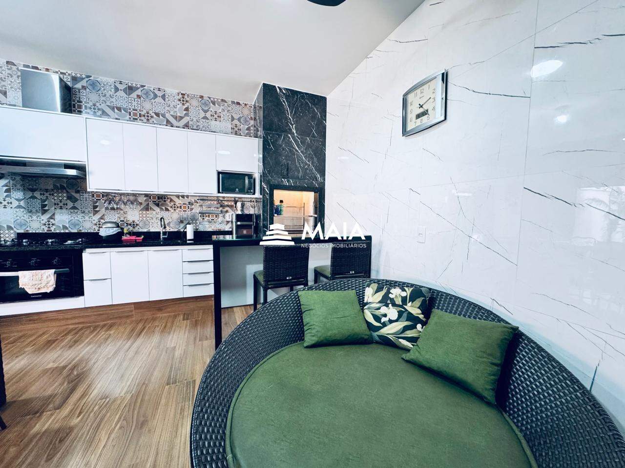 Casa à venda no Lourdes: 