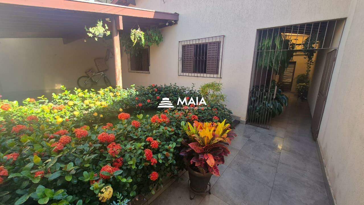 Casa à venda no Conjunto Margarida Rosa de Azevedo: 