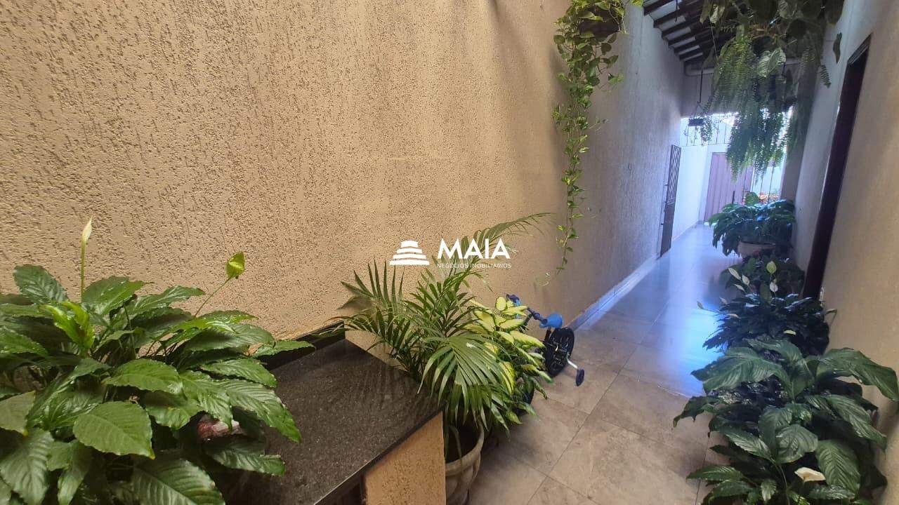 Casa à venda no Conjunto Margarida Rosa de Azevedo: 