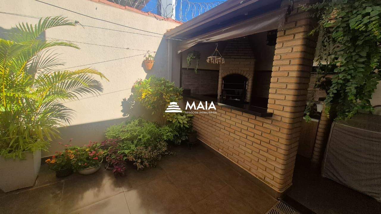 Casa à venda no bairro Volta Grande