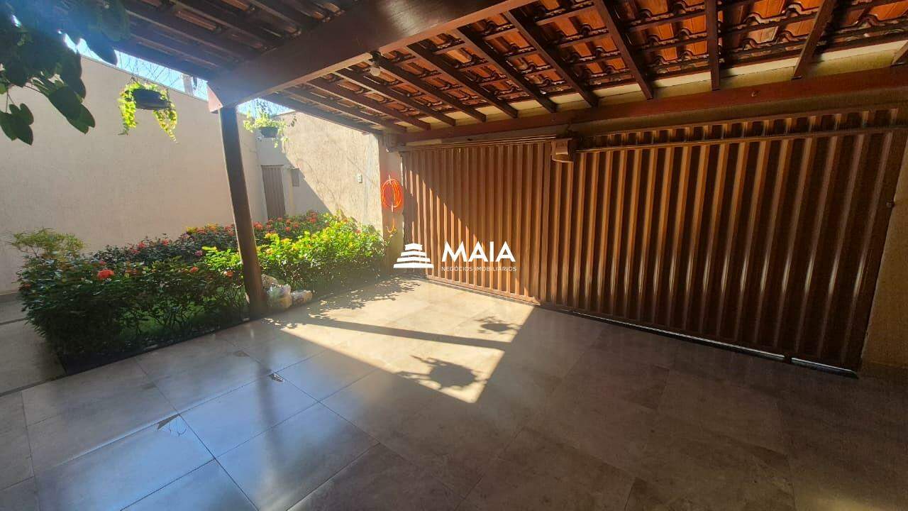 Casa à venda no Conjunto Margarida Rosa de Azevedo: 