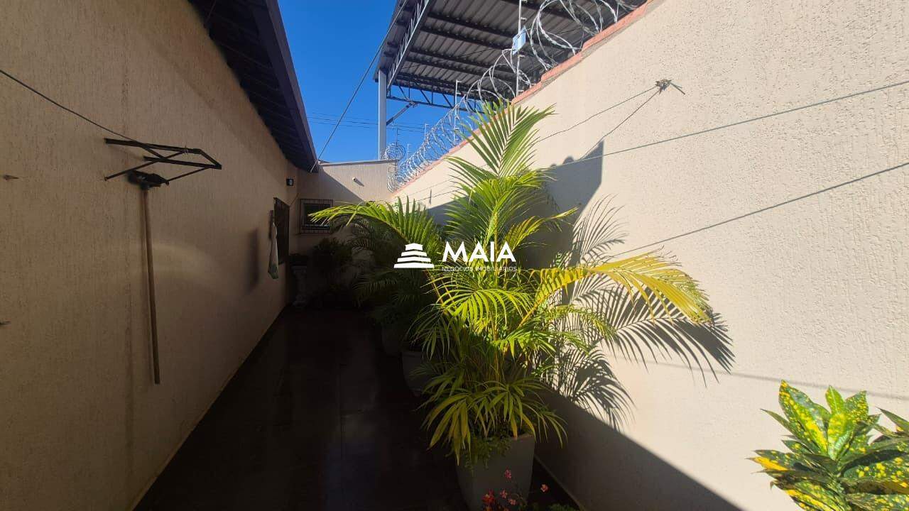 Casa à venda no Conjunto Margarida Rosa de Azevedo: 