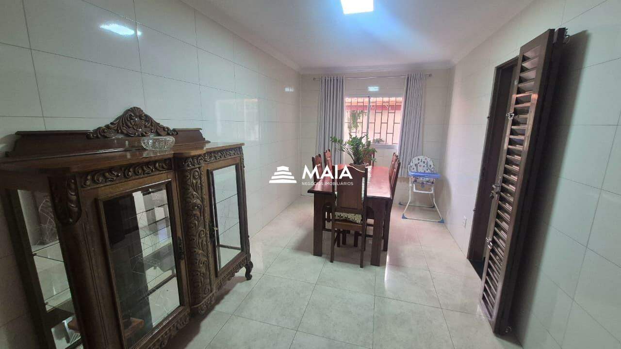 Casa à venda no Conjunto Margarida Rosa de Azevedo: 