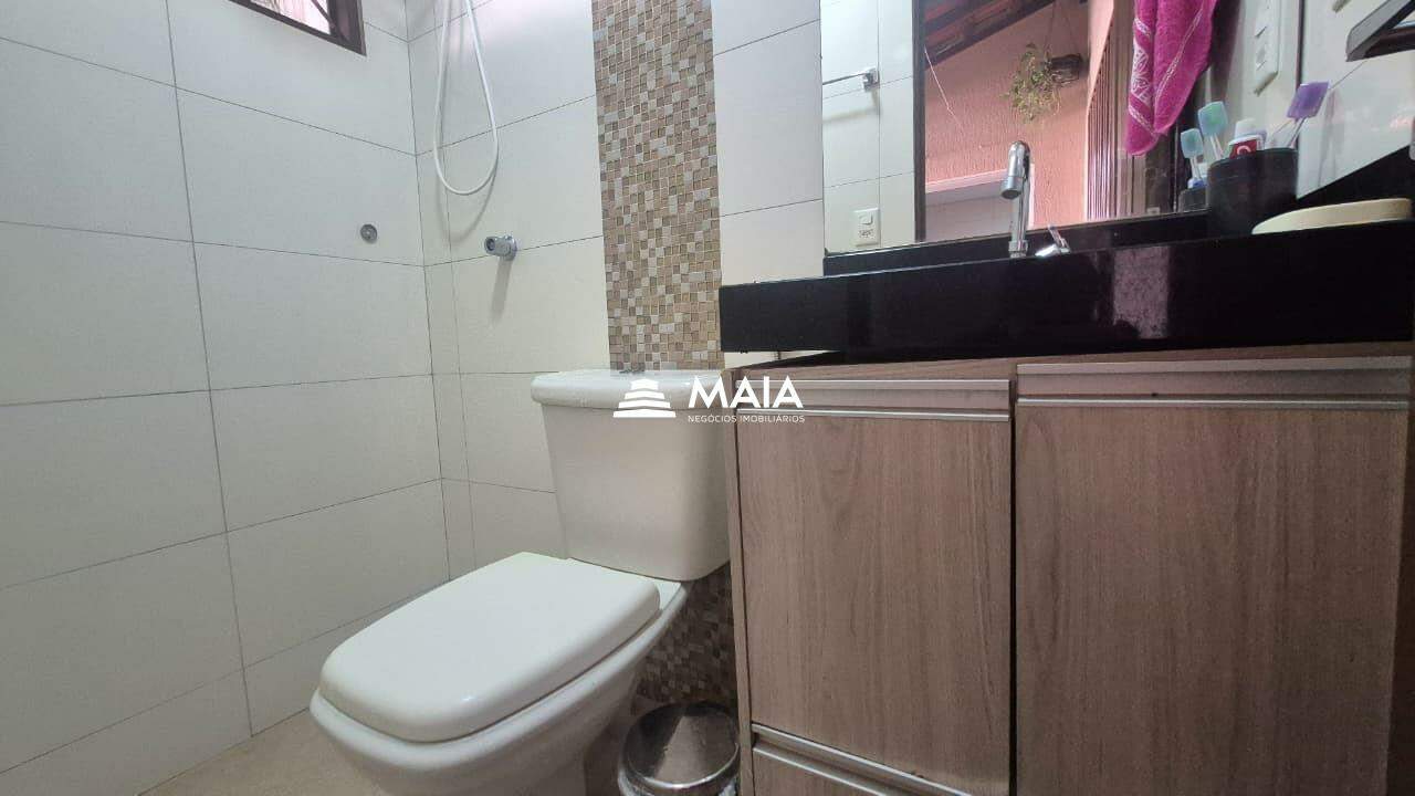Casa à venda no Conjunto Margarida Rosa de Azevedo: 