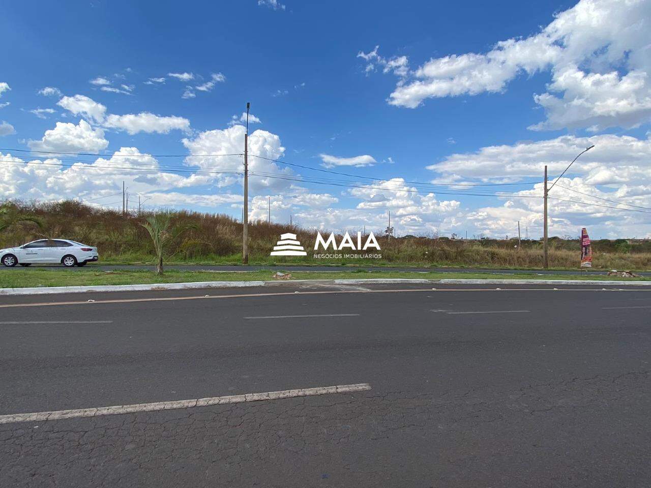 Área para locação no bairro Manoel Mendes 