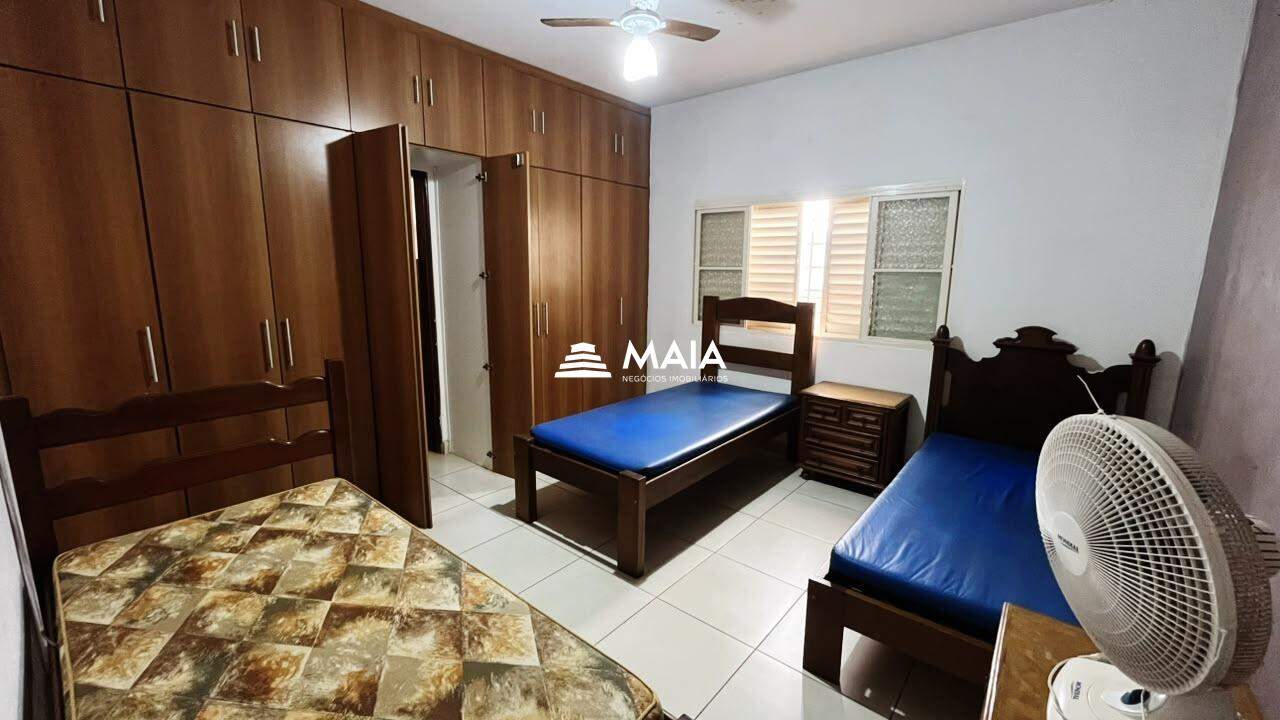 Casa para aluguel no Universitário: 