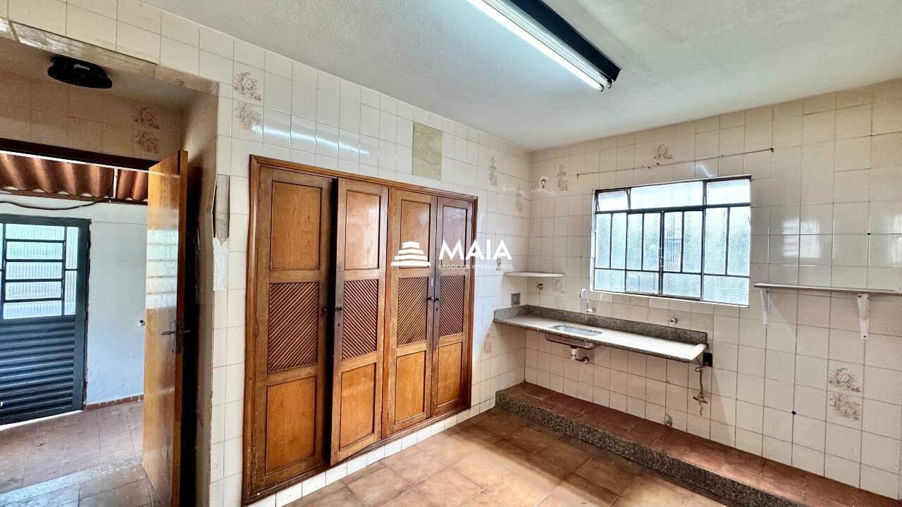 Casa à venda no Fabrício: 
