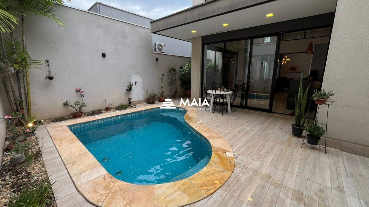 Casa de Condomínio para aluguel no Estância dos Ipês: 