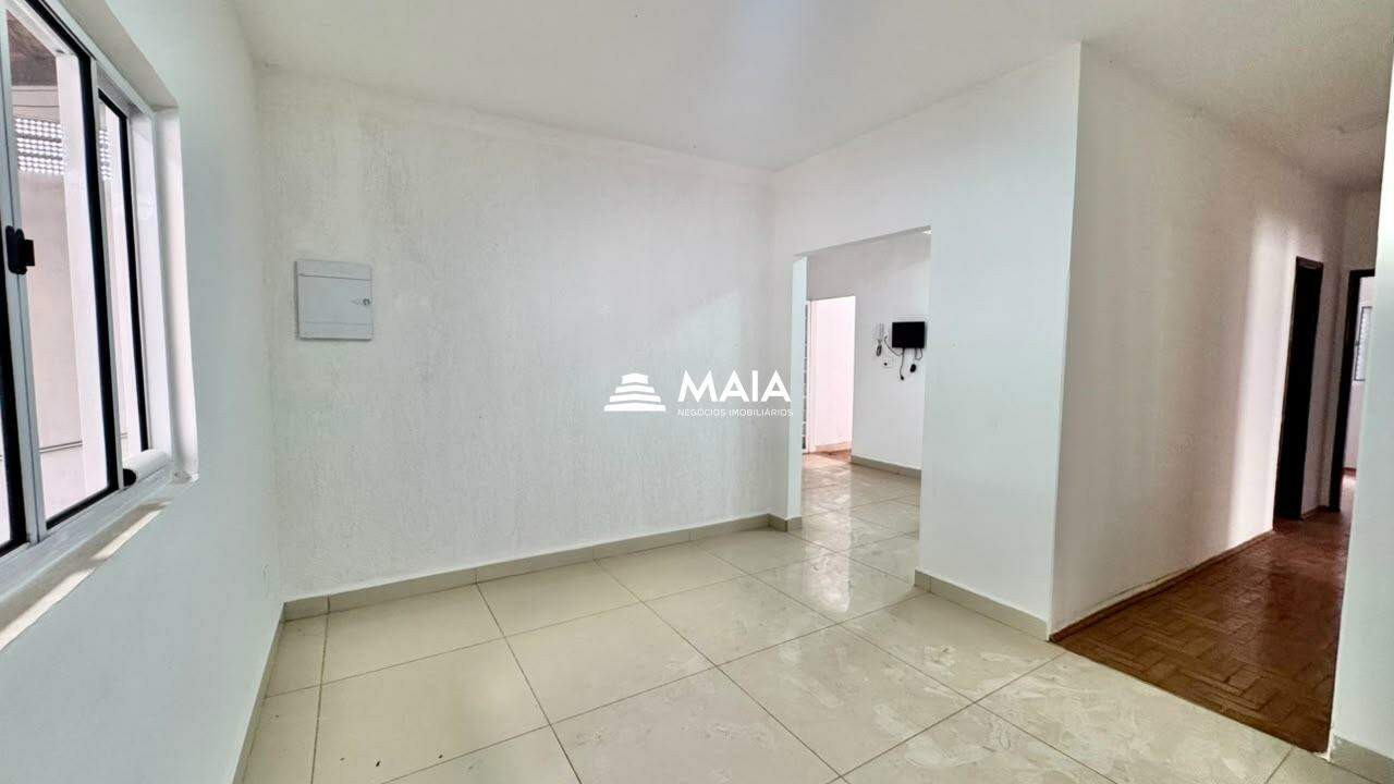 Casa à venda no Mercês: 
