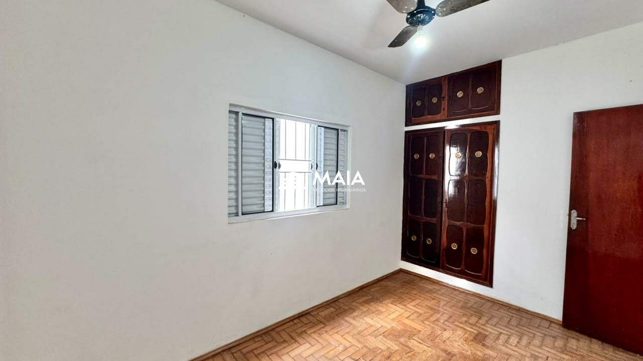 Casa à venda no Mercês: 