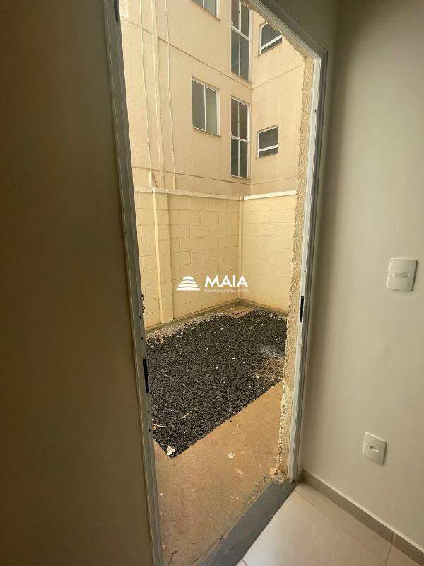 Apartamento para aluguel no Conjunto Manoel Mendes: 