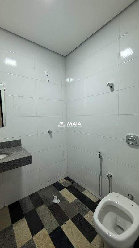 Galpão para aluguel no Residencial Morada Du Park: 