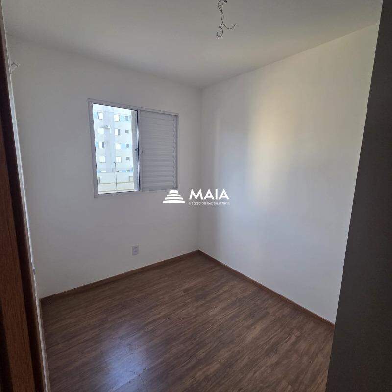 Apartamento à venda no Jardim do Lago: 