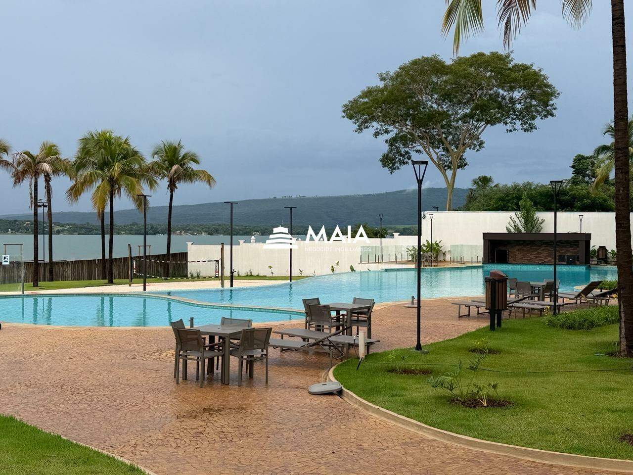 Apartamento à venda no Condomínio Portal do Lago: 