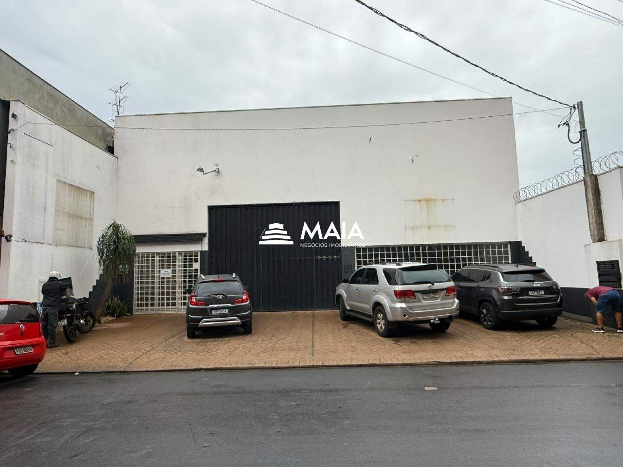 Galpão para alugar no João Pinheiro
