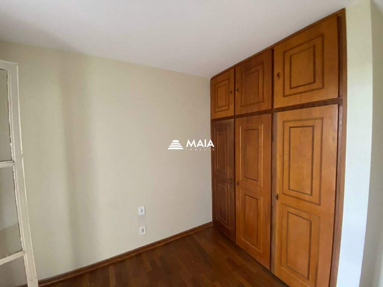 Apartamento para aluguel no Mercês: 