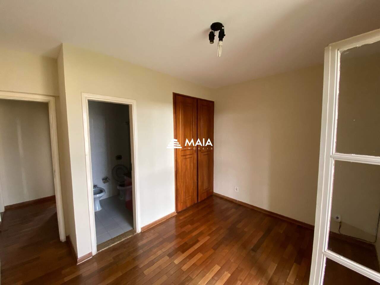 Apartamento para aluguel no Mercês: 