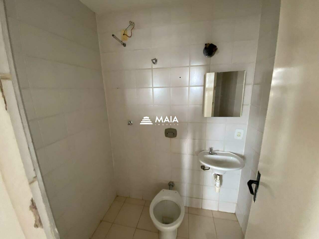 Apartamento para aluguel no Mercês: 