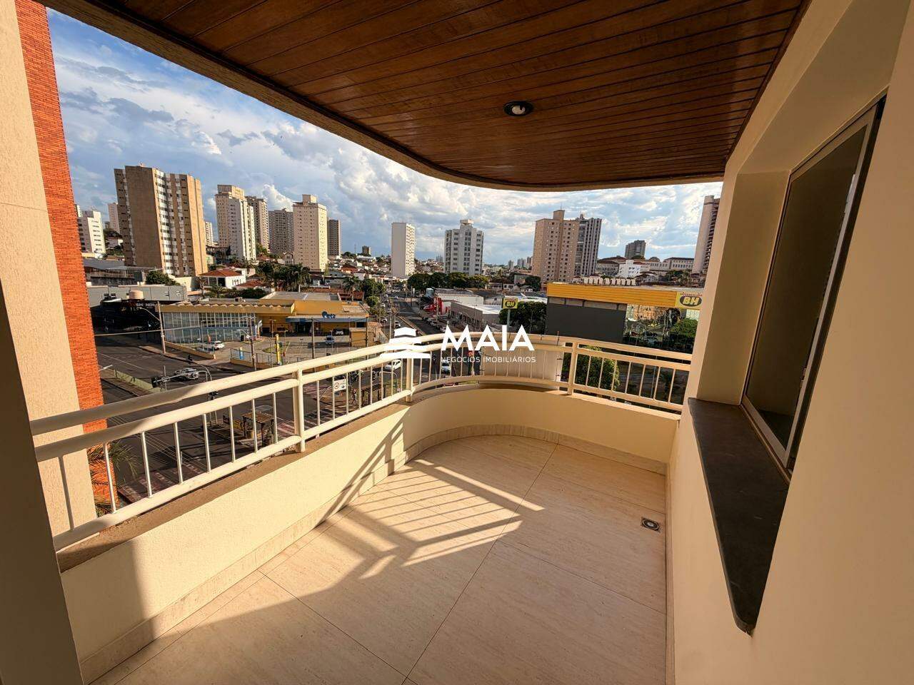 Apartamento para aluguel no Centro: 
