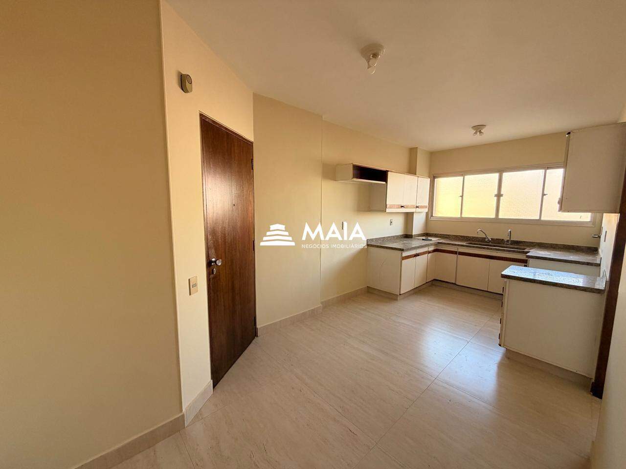 Apartamento para aluguel no Centro: 