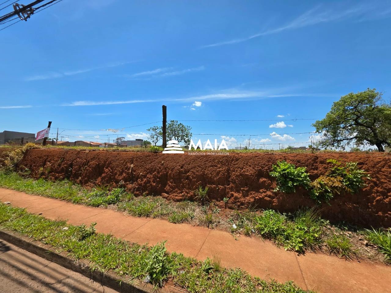 Terreno/Área à venda no Residencial Rio de Janeiro: 