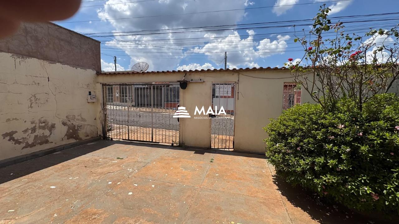 Casa à venda no Conjunto Guanabara: 