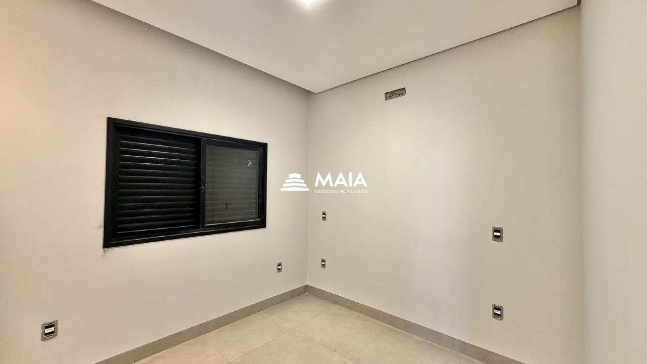 Casa à venda no Jardim Nenê Gomes: 