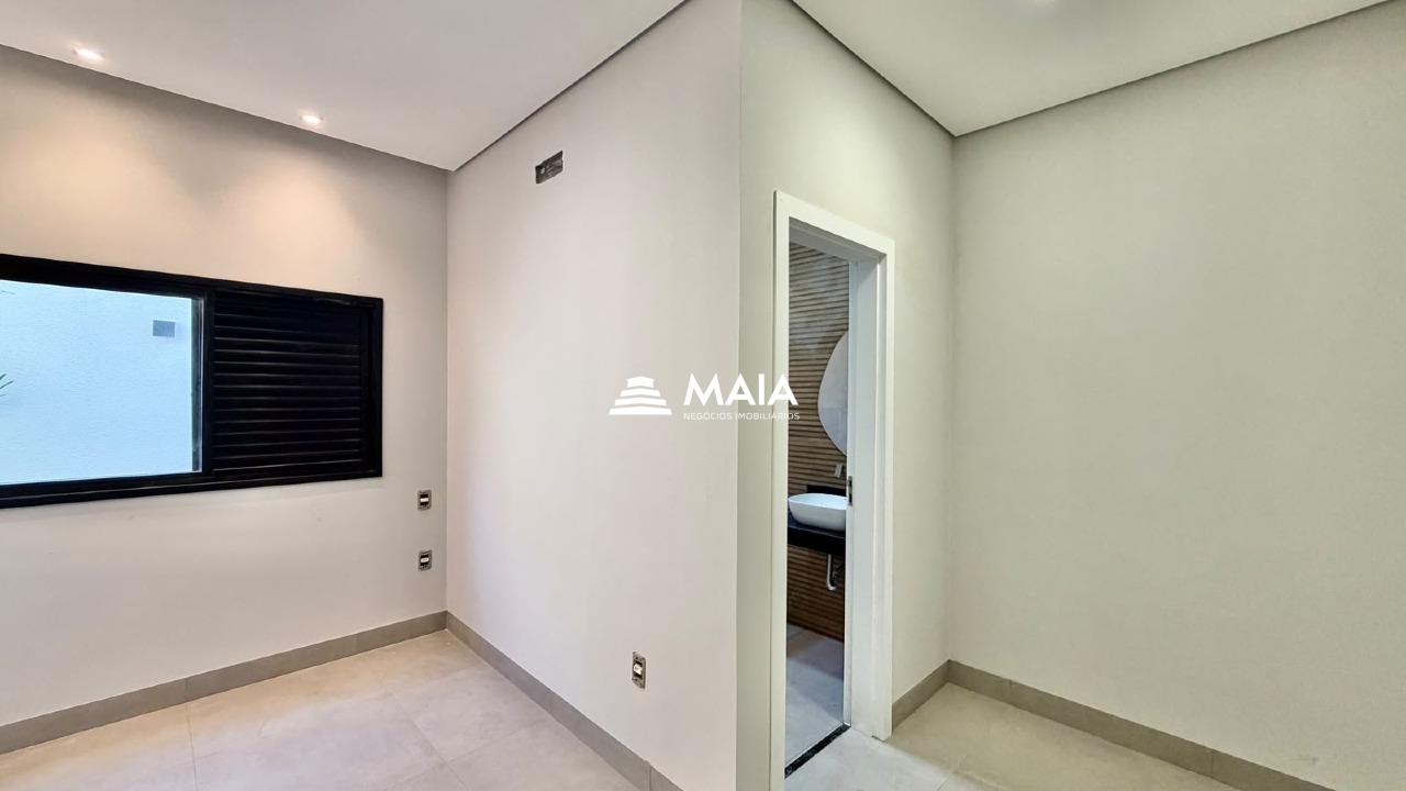 Casa à venda no Jardim Nenê Gomes: 
