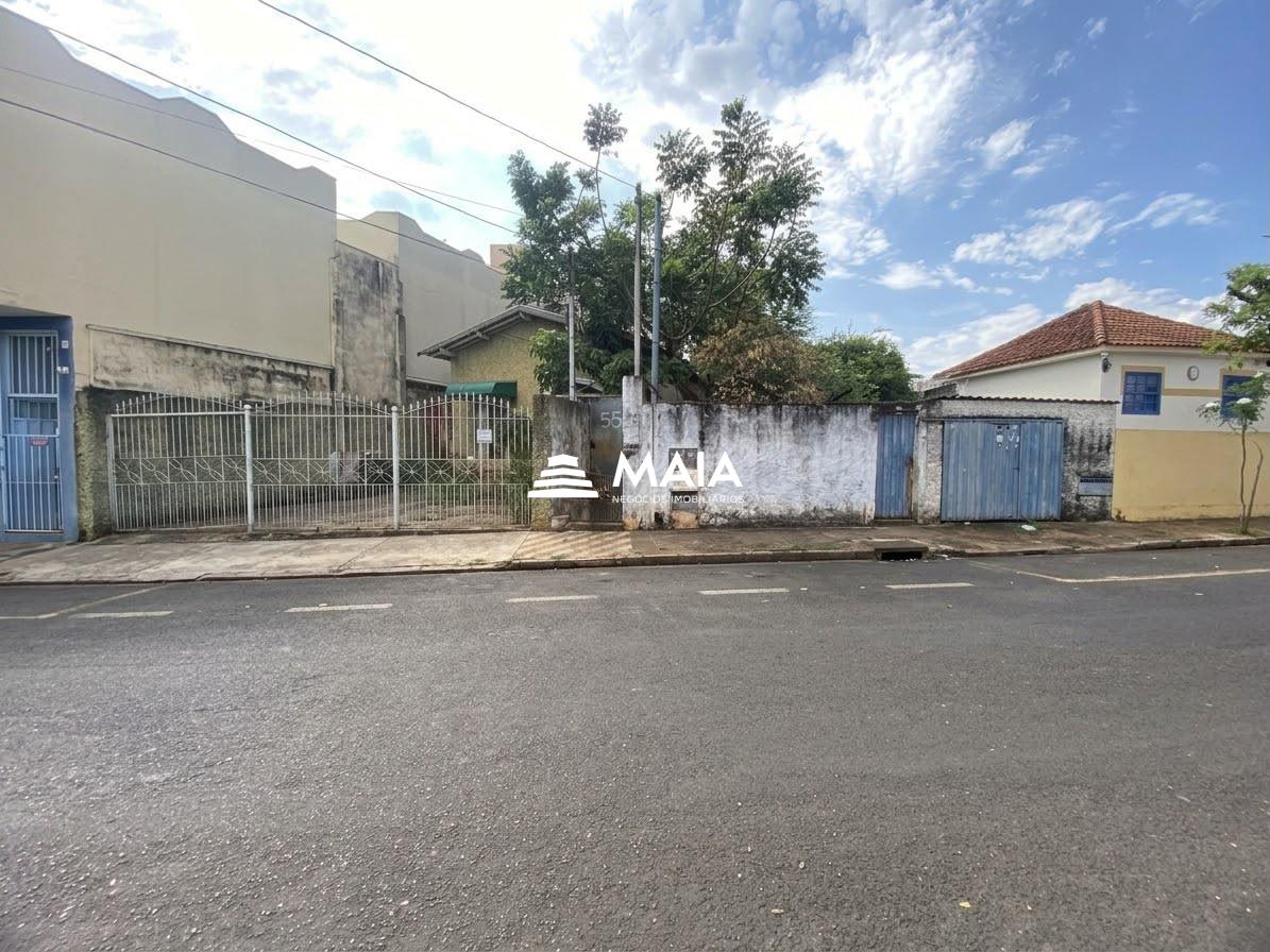 Terreno à venda no bairro São Benedito