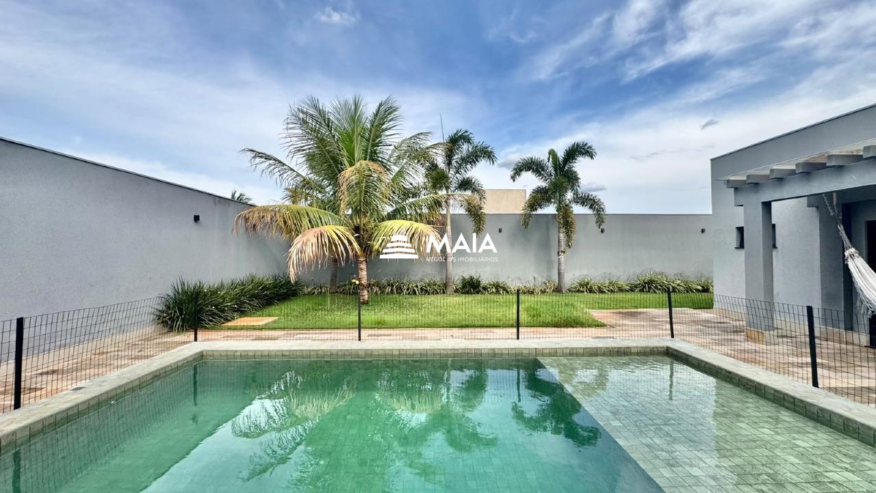 Casa à venda no Condomínio Mario Franco 
