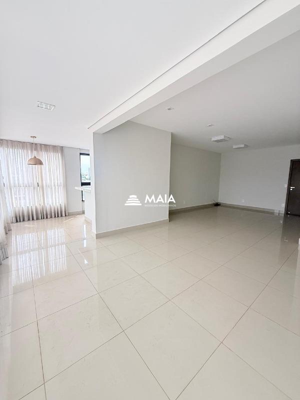 Apartamento à venda no Mercês: 