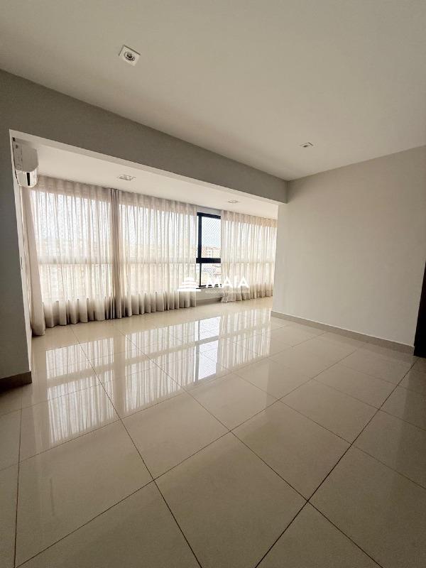 Apartamento à venda no Mercês: 