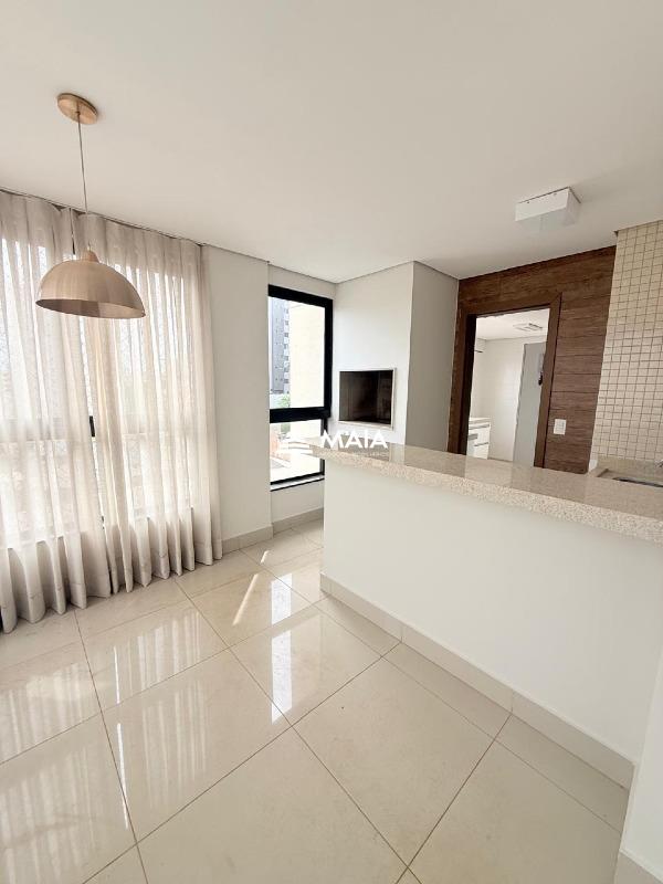Apartamento à venda no Mercês: 
