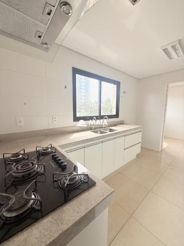 Apartamento à venda no Mercês: 