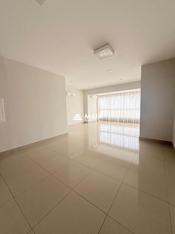Apartamento à venda no Mercês: 